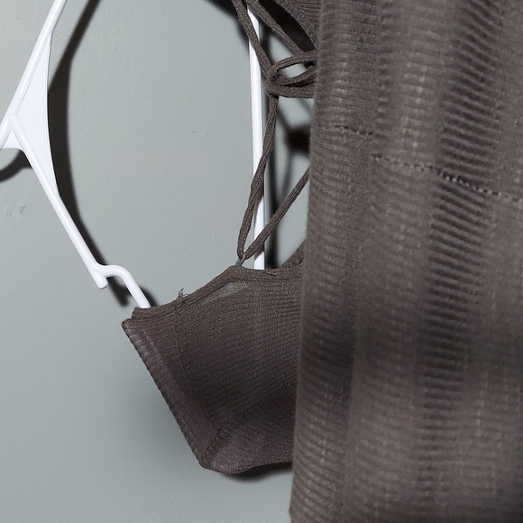 Very Stretchy army green dress with long sleeves - Picture 5 of 6